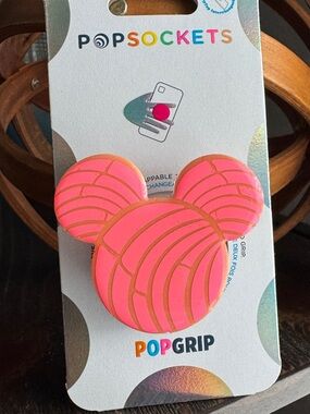 Glow In The Dark Minnie Concha Popsocket Phone Grip